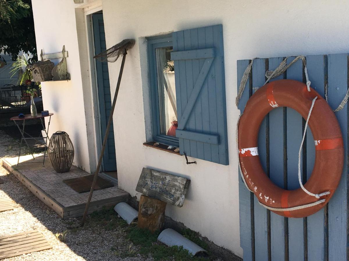 Cabanon De Pecheur En Bord De Lagune Sète Exteriér fotografie